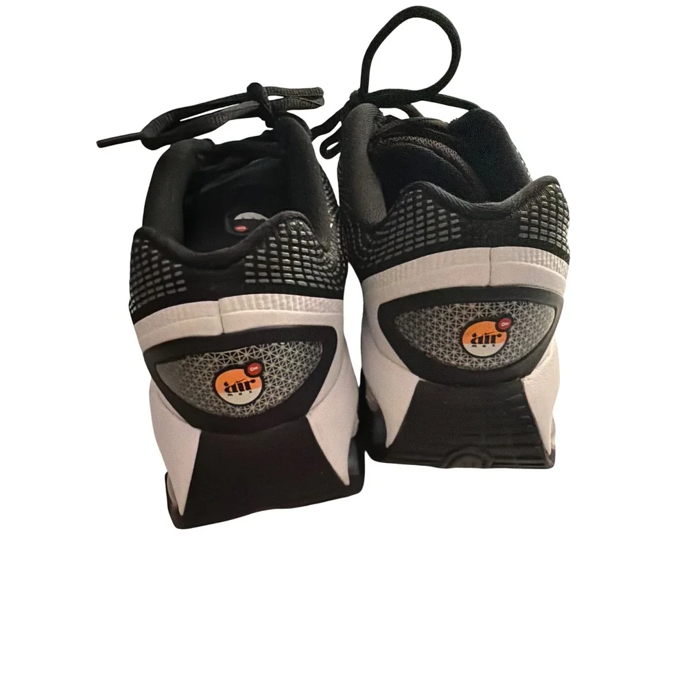 Nike Air Max Dn GS Black White Kids Running Shoes FB8987-001 Size 6Y